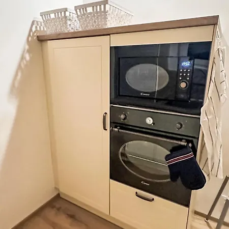Dom wakacyjny Zibridice By Interhome *