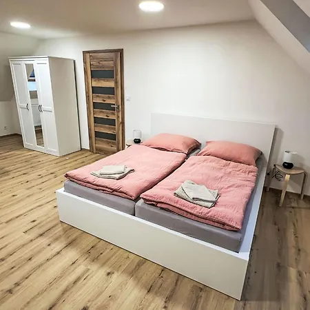 Dom wakacyjny Zibridice By Interhome *
